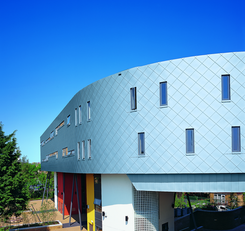 Budynek szkolny Bishop Challoner School Budynek szkolny Bishop Challoner School