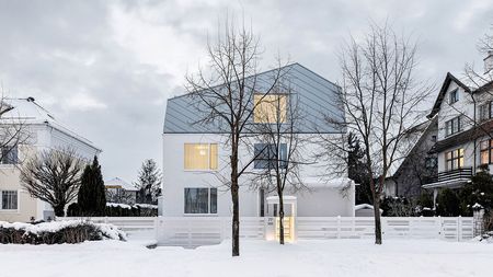 Dom z czapka. fot. IFA Group Dom z czapka. fot. IFA Group