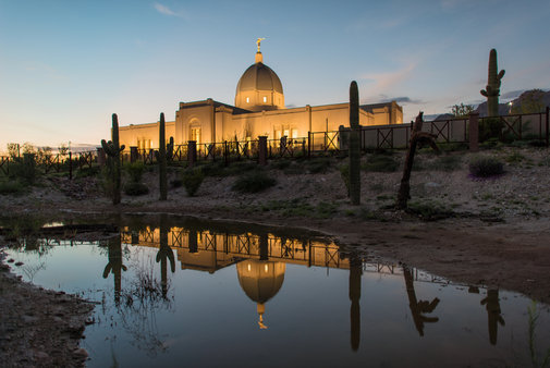 Świątynia Mormonów w Tuscon Świątynia Mormonów w Tuscon