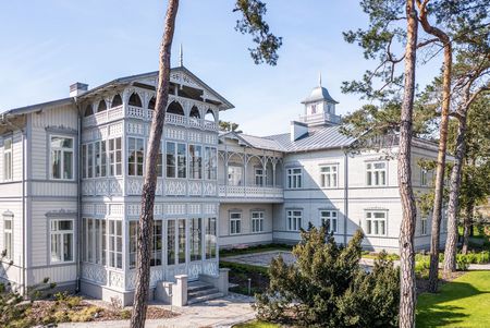 Historia i architektura – perła stylu świdermajer