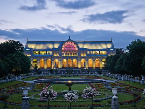 Zespół pałacowy Die Flora - Palais im Park