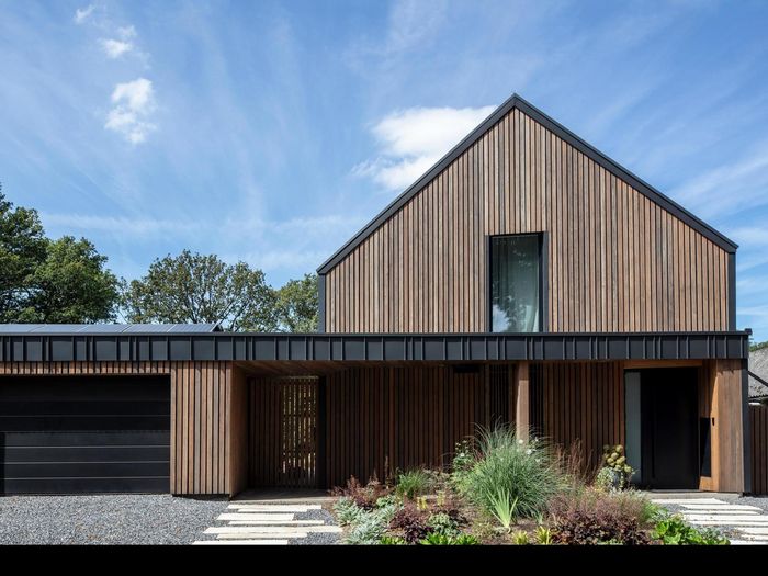 [Translate to Polnisch:] Front view of the house