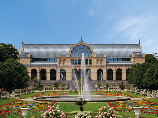 Zespół pałacowy Die Flora - Palais im Park